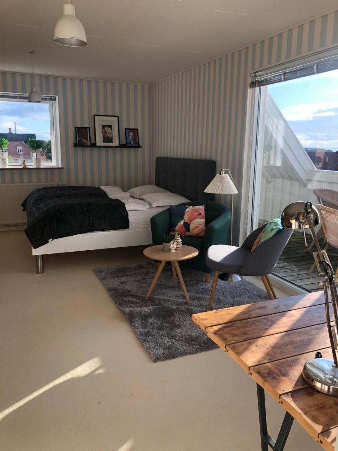 Dejligt Vaerelse Med Eget Bad Og Havudsigt Assens Exterior foto